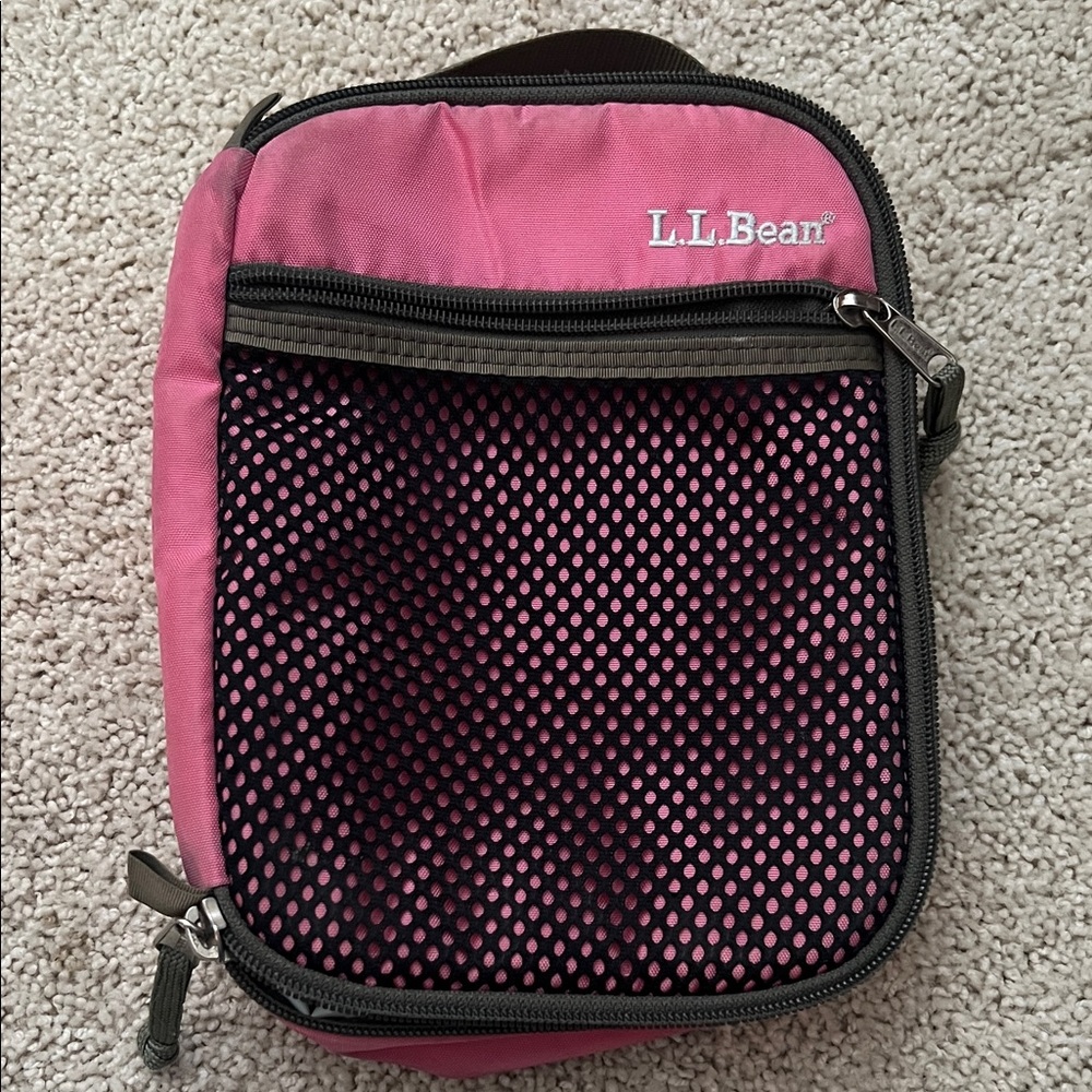 L.L. Bean Pink and Black Mesh lunch box
